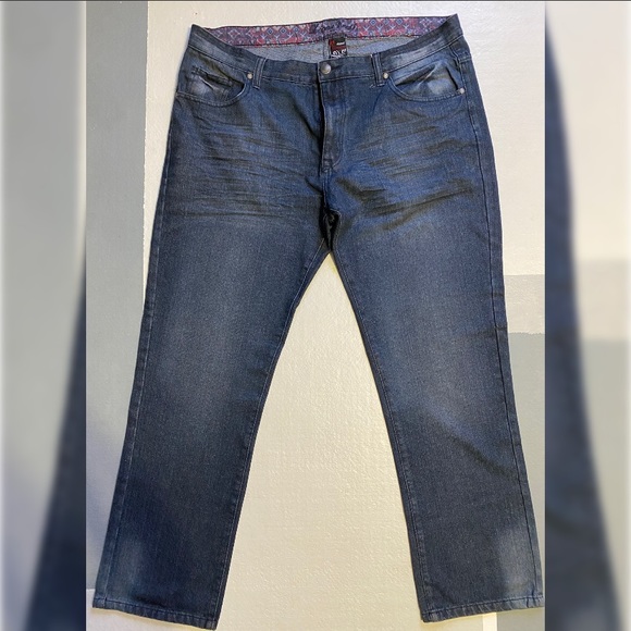 Men’s Dark Wash Straight Leg Lions Crest Jeans - Picture 1 of 6